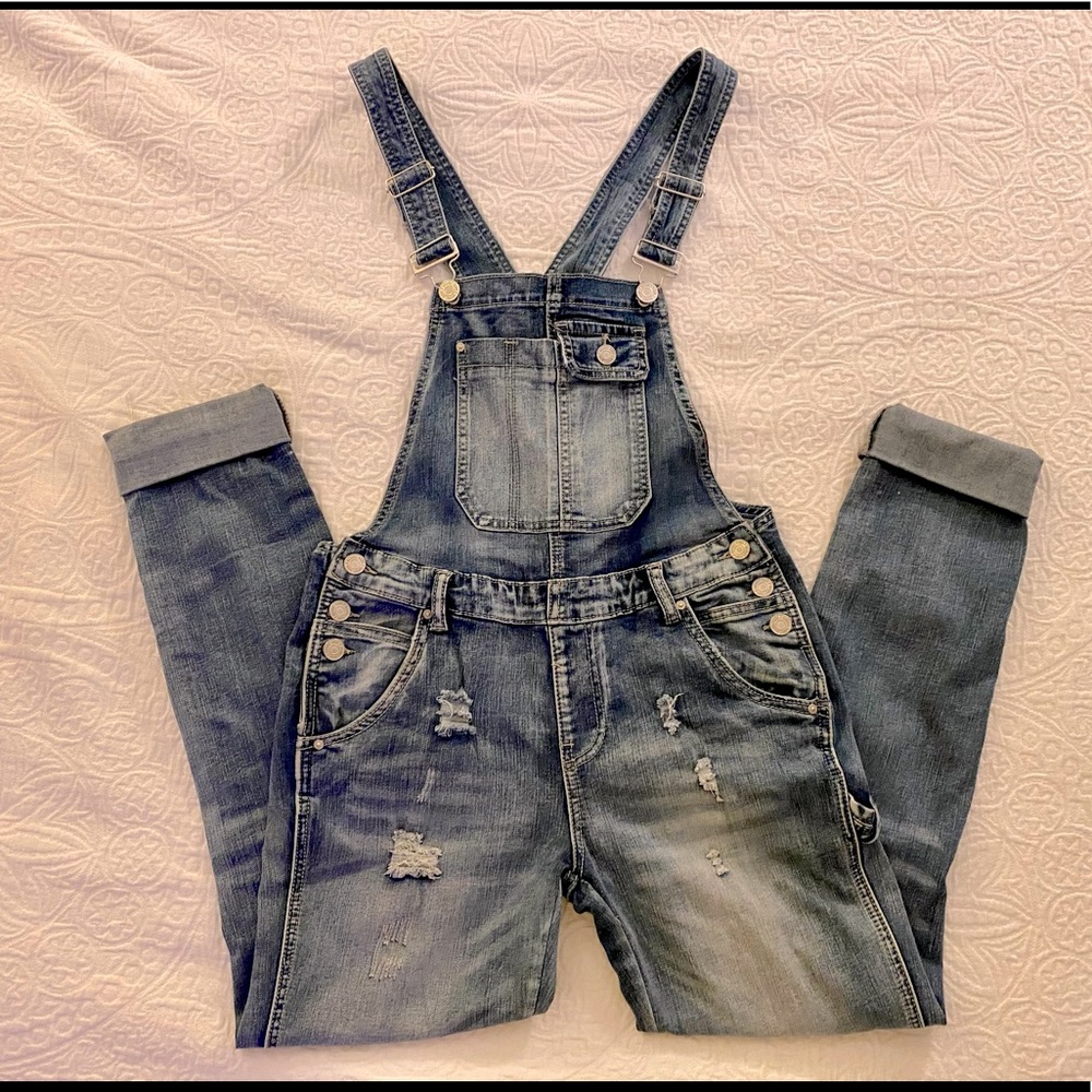 ✨Distressed Denim Overalls✨